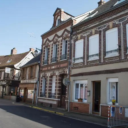 Centre Damville